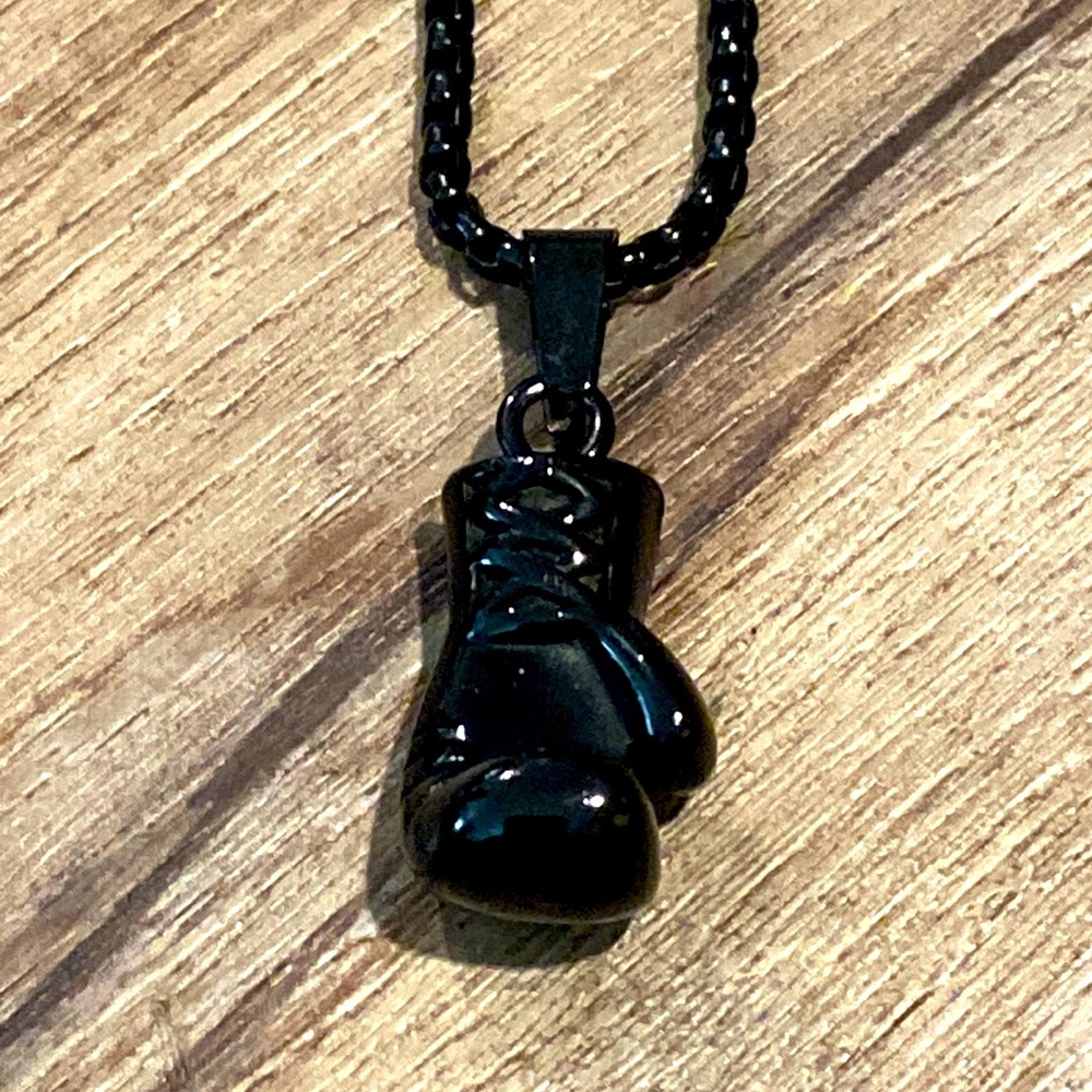 MOO&LEE Stainless Steel Boxing Glove Necklace Pendant Chain for Men and Boys